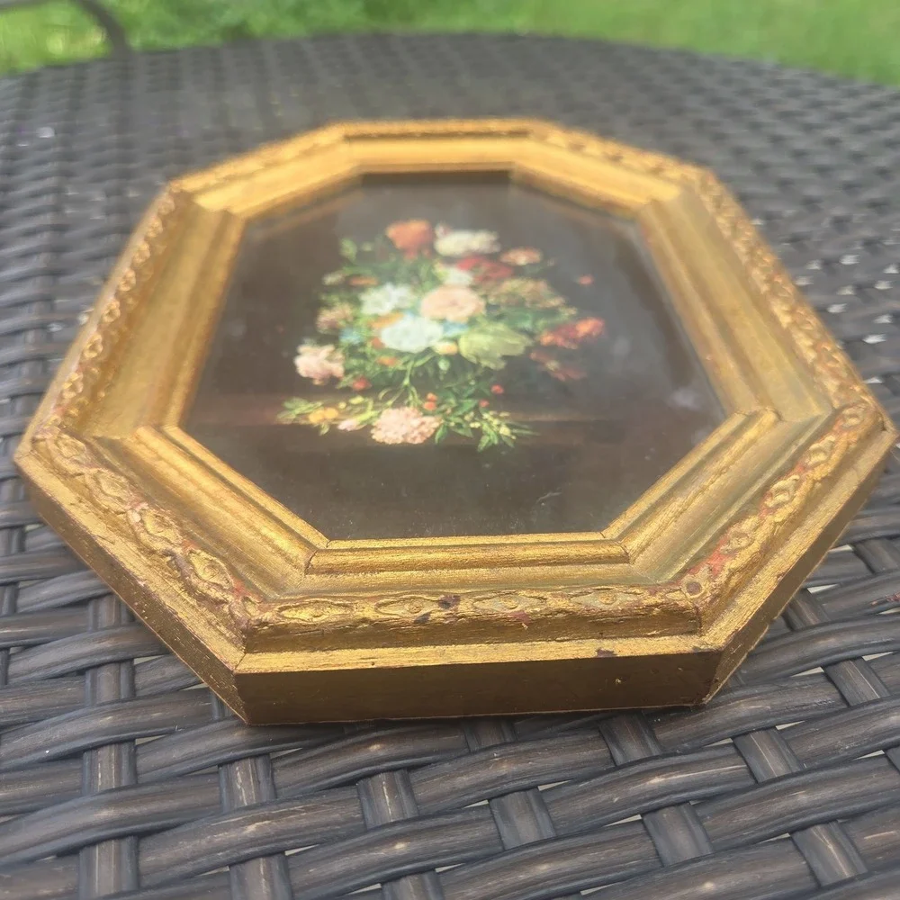 Vtg Florentine Italy Ornate Gold Wood Frame Octagon Glass Floral Print Cottage